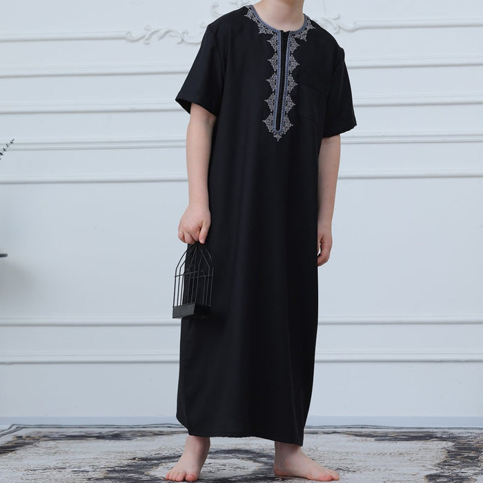 Boys Black Short Sleeve Embroidered Thobe with Pockets(MKB019)