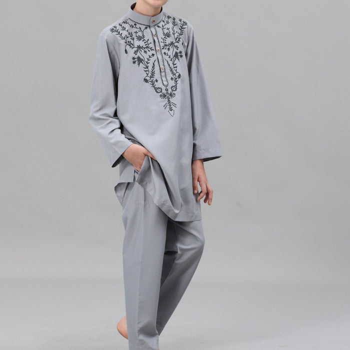 Boys' Embroidered Thobe Set with Pants(MKB034)