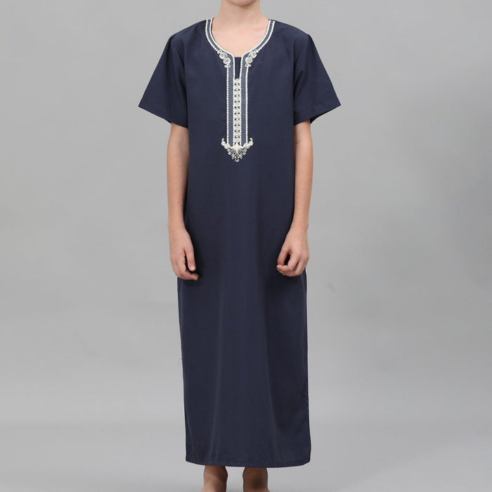 Boys' Embroidered Thobe with Ornate Neckline(MKB036)