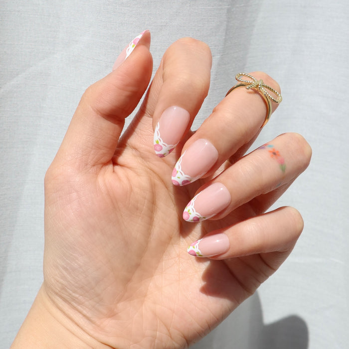 Fleur de Lace