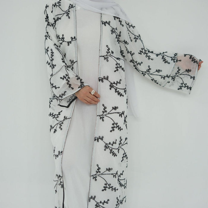 Off-white / M