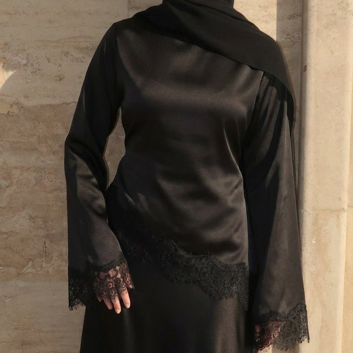 Lace Trim Contrast Panel Satin Top(MS407)