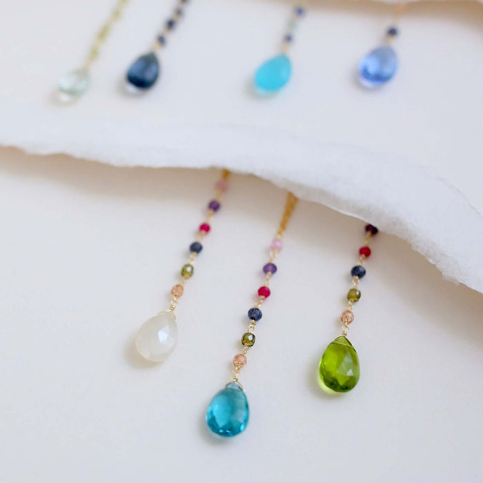 Peridot Green Quartz Yoga Pendant Necklace - Gold