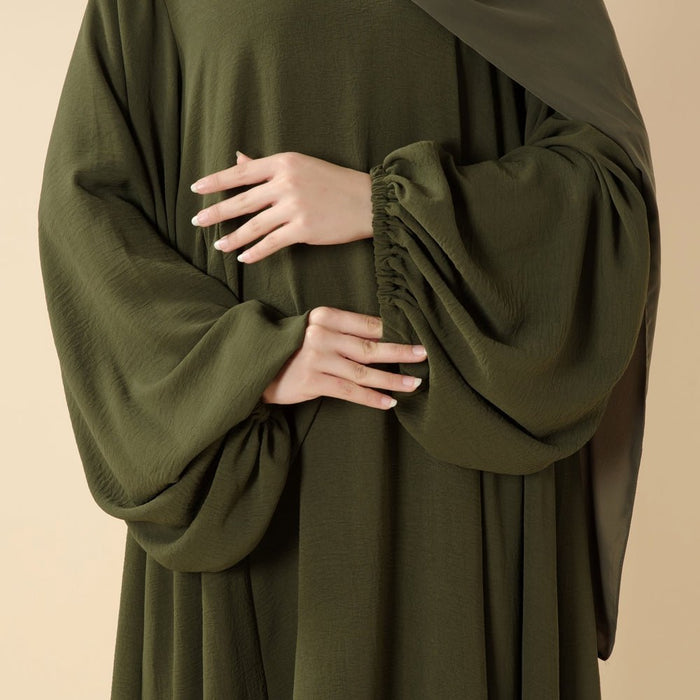 Relaxed Fit Lantern Sleeves Crepe Abaya (MA190)