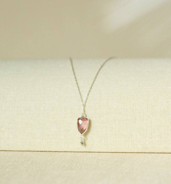 Rhodolite Garnet Silver Isla Necklace
