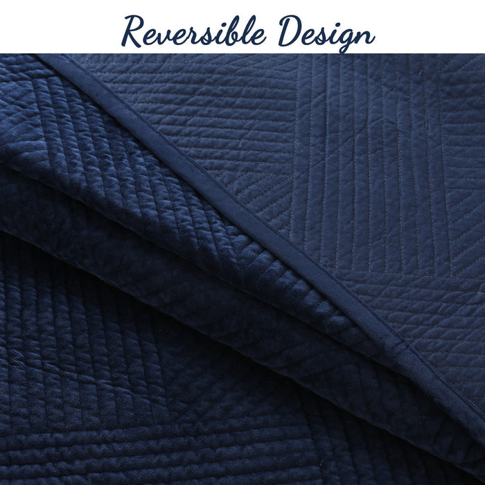 Soft Velvet Basket Weave Stripe Solid Blue or Grey 3-Piece Reversible Quilt Bedding Set