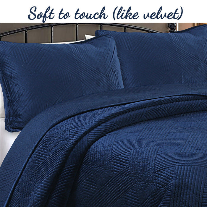 Soft Velvet Basket Weave Stripe Solid Blue or Grey 3-Piece Reversible Quilt Bedding Set