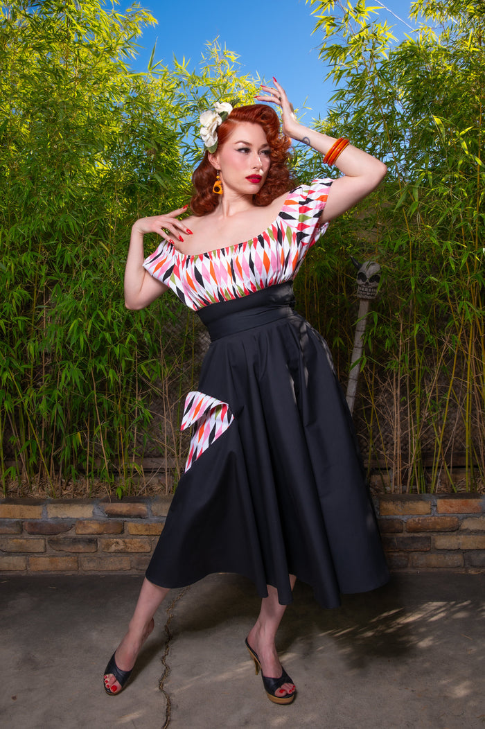 The HarleQUEEN Peasant Top