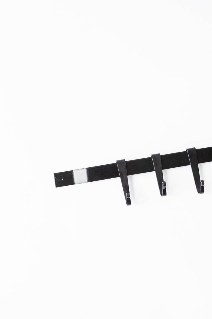 The Utensil Bar with Hooks